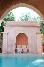 Load image into Gallery viewer, Table en Zelliges Modena I Version Mosaïque