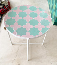 Load image into Gallery viewer, Table Malika